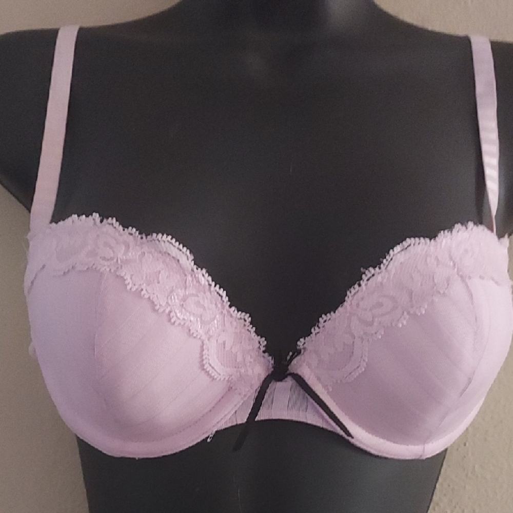 Wonder Bra 7610 Size 34B Pink with Black Bow